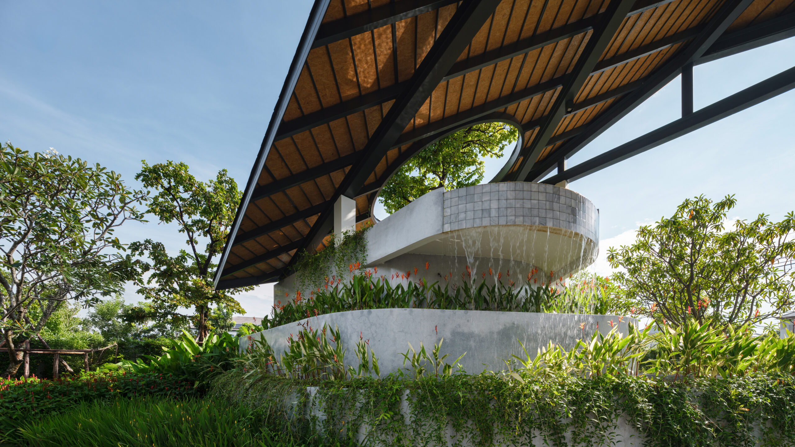 REC Studio home gallery — Desktop